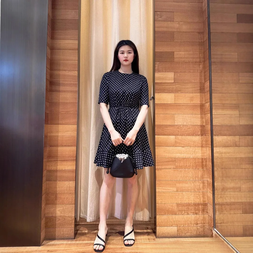 H905d5aa7650e419b94b29b40be816aa0H